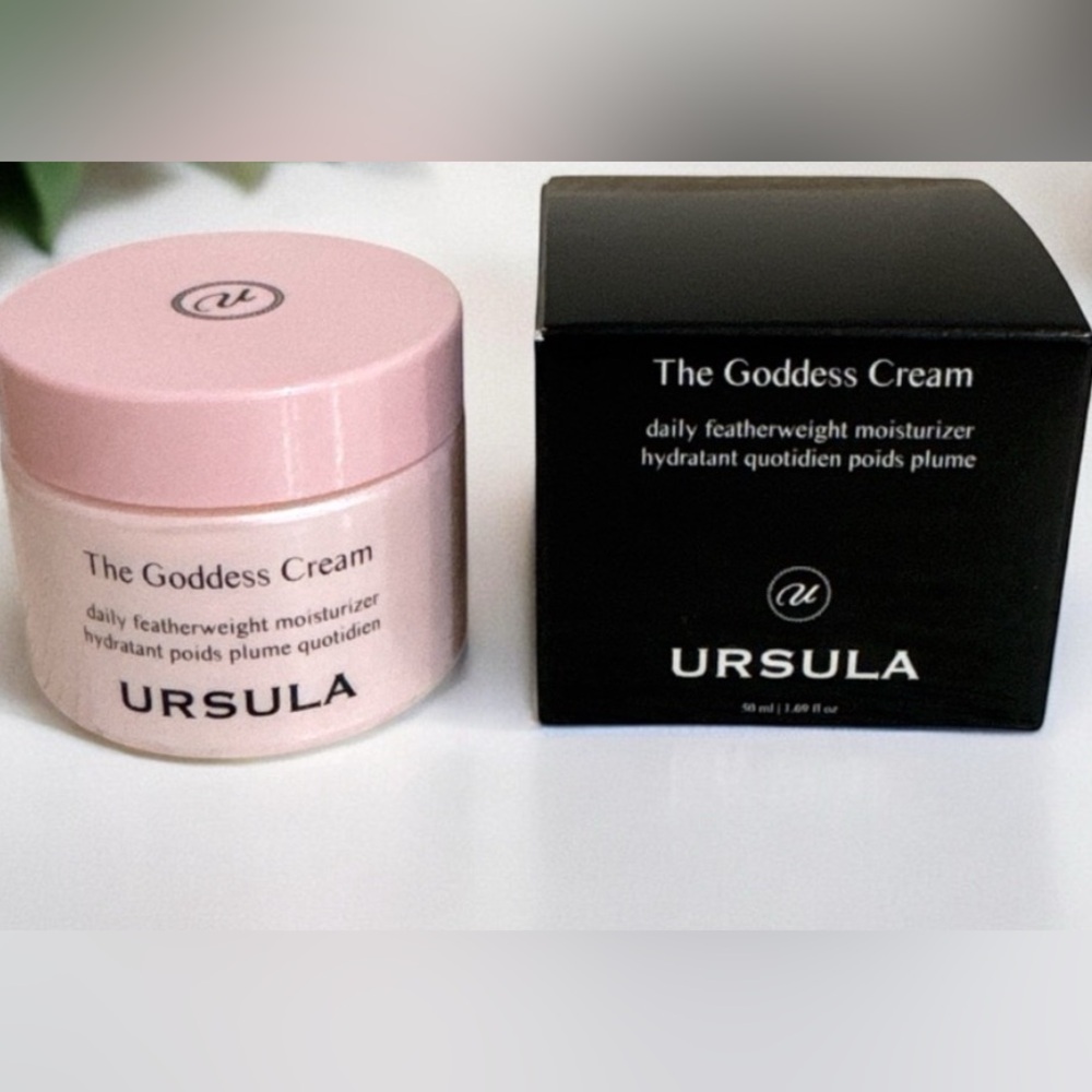 URSULA Goddess Cream - featherweight Moisturizer 😍